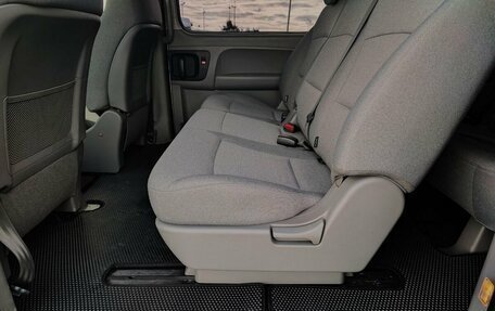 Hyundai H-1 II рестайлинг, 2021 год, 3 299 000 рублей, 11 фотография