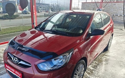 Hyundai Solaris II рестайлинг, 2013 год, 580 000 рублей, 1 фотография