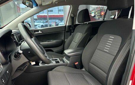 KIA Sportage IV рестайлинг, 2018 год, 1 870 000 рублей, 25 фотография