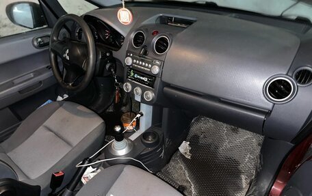 Mitsubishi Colt VI рестайлинг, 2006 год, 299 000 рублей, 7 фотография