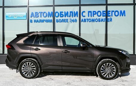 Toyota RAV4, 2020 год, 3 145 000 рублей, 6 фотография