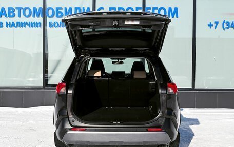 Toyota RAV4, 2020 год, 3 145 000 рублей, 18 фотография