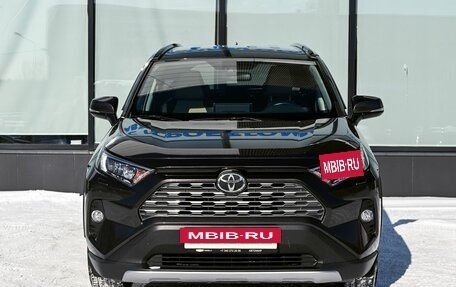 Toyota RAV4, 2020 год, 3 145 000 рублей, 8 фотография