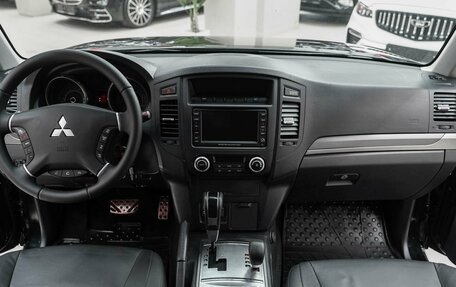 Mitsubishi Pajero IV, 2011 год, 1 650 000 рублей, 11 фотография