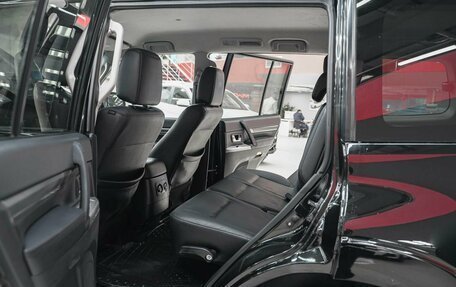 Mitsubishi Pajero IV, 2011 год, 1 650 000 рублей, 7 фотография