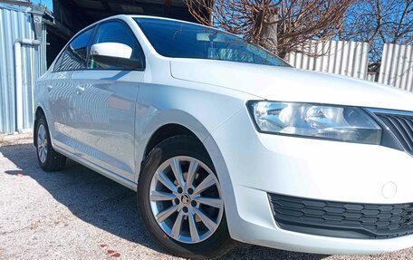 Skoda Rapid I, 2018 год, 1 210 000 рублей, 4 фотография