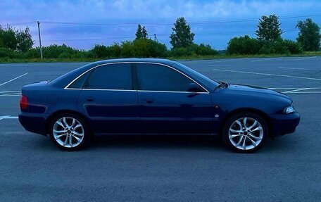 Audi A4, 1999 год, 320 000 рублей, 12 фотография