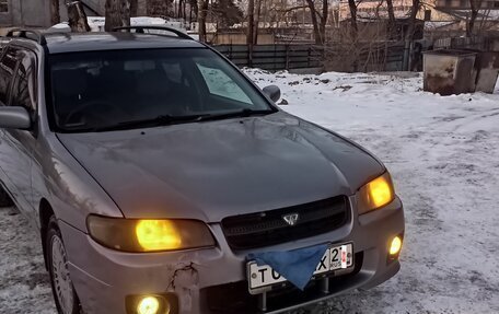 Nissan Avenir II, 2001 год, 330 000 рублей, 2 фотография