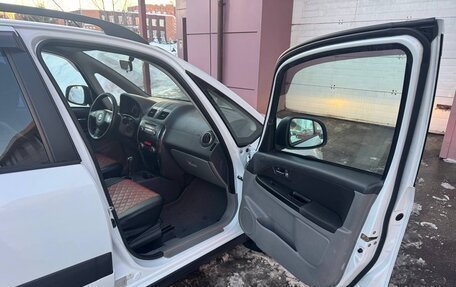 Suzuki SX4 II рестайлинг, 2011 год, 700 000 рублей, 21 фотография