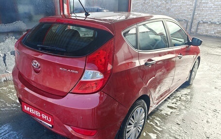 Hyundai Solaris II рестайлинг, 2013 год, 580 000 рублей, 5 фотография