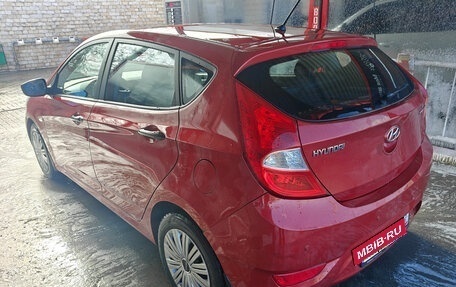 Hyundai Solaris II рестайлинг, 2013 год, 580 000 рублей, 4 фотография