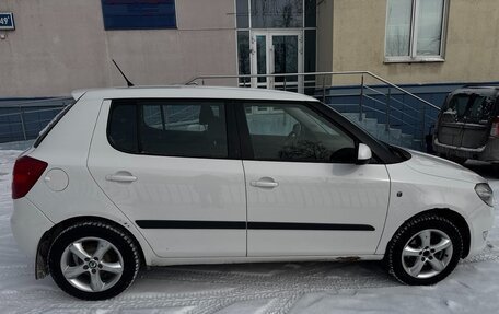 Skoda Fabia II, 2011 год, 545 000 рублей, 2 фотография