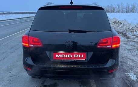 Volkswagen Touareg III, 2011 год, 2 000 000 рублей, 4 фотография