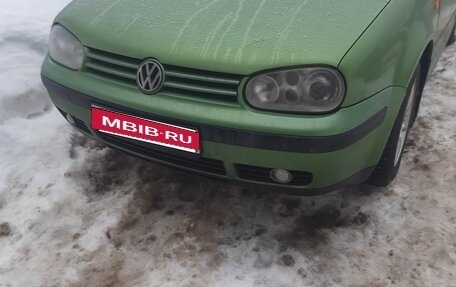 Volkswagen Golf IV, 1998 год, 240 000 рублей, 2 фотография