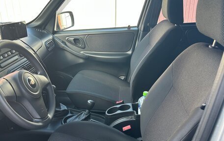 Chevrolet Niva I рестайлинг, 2017 год, 830 000 рублей, 14 фотография