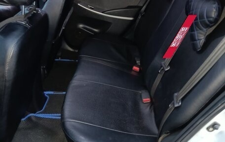 Hyundai Solaris II рестайлинг, 2011 год, 625 000 рублей, 6 фотография