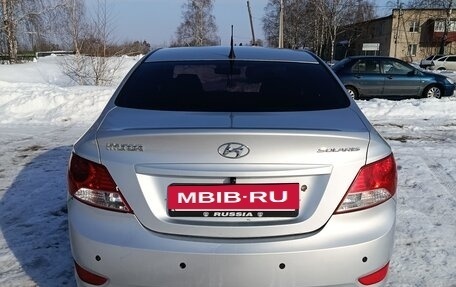 Hyundai Solaris II рестайлинг, 2011 год, 625 000 рублей, 2 фотография