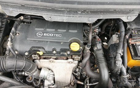 Opel Zafira C рестайлинг, 2014 год, 1 350 000 рублей, 8 фотография