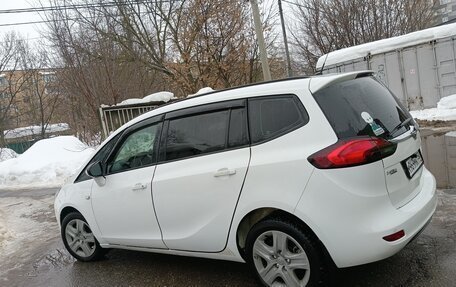 Opel Zafira C рестайлинг, 2014 год, 1 350 000 рублей, 27 фотография