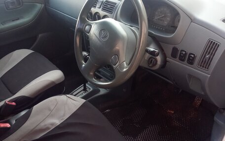 Toyota Duet, 2002 год, 250 000 рублей, 3 фотография