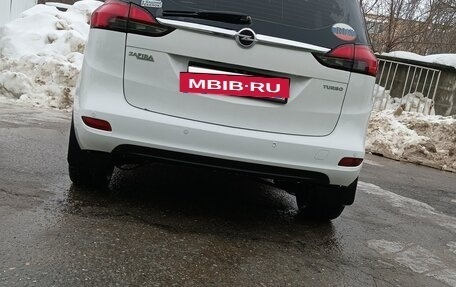 Opel Zafira C рестайлинг, 2014 год, 1 350 000 рублей, 30 фотография