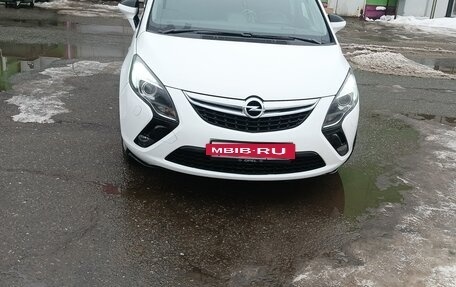 Opel Zafira C рестайлинг, 2014 год, 1 350 000 рублей, 37 фотография