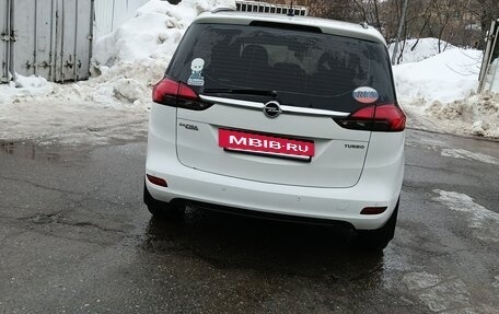 Opel Zafira C рестайлинг, 2014 год, 1 350 000 рублей, 32 фотография