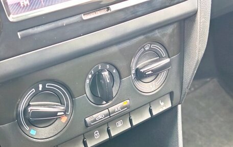 Skoda Rapid I, 2018 год, 1 030 000 рублей, 15 фотография