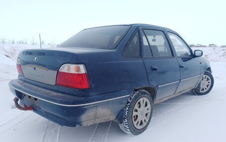 Daewoo Nexia I рестайлинг, 2004 год, 99 000 рублей, 5 фотография