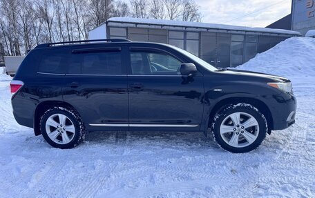 Toyota Highlander III, 2013 год, 1 595 000 рублей, 5 фотография