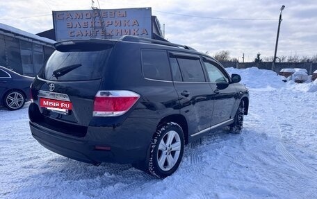 Toyota Highlander III, 2013 год, 1 595 000 рублей, 7 фотография