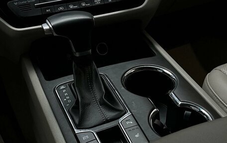 KIA Carnival III, 2019 год, 2 850 000 рублей, 23 фотография