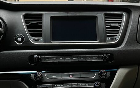 KIA Carnival III, 2019 год, 2 850 000 рублей, 22 фотография