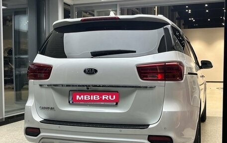 KIA Carnival III, 2019 год, 2 850 000 рублей, 10 фотография