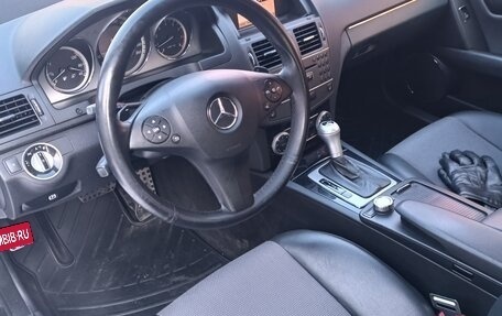 Mercedes-Benz C-Класс, 2010 год, 1 100 000 рублей, 6 фотография