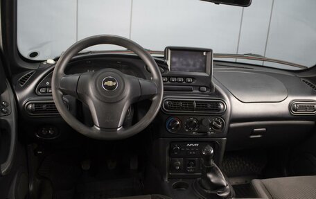 Chevrolet Niva I рестайлинг, 2019 год, 860 000 рублей, 5 фотография