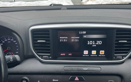 KIA Sportage IV рестайлинг, 2020 год, 2 399 999 рублей, 9 фотография