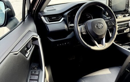 Toyota RAV4, 2021 год, 4 590 000 рублей, 21 фотография