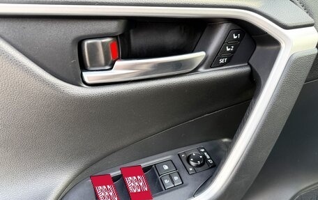 Toyota RAV4, 2021 год, 4 590 000 рублей, 18 фотография