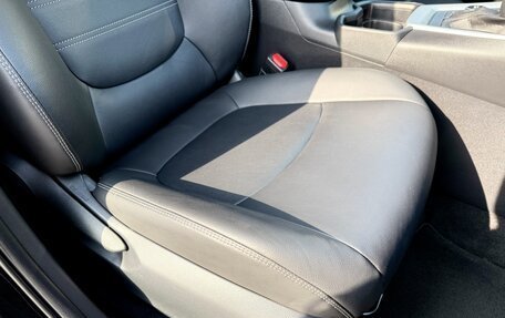 Toyota RAV4, 2021 год, 4 590 000 рублей, 27 фотография