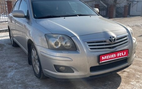 Toyota Avensis III рестайлинг, 2008 год, 840 000 рублей, 1 фотография