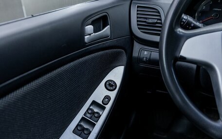 Hyundai Solaris II рестайлинг, 2011 год, 803 000 рублей, 21 фотография