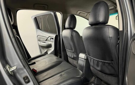 Mitsubishi L200 IV рестайлинг, 2015 год, 1 900 000 рублей, 11 фотография