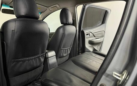 Mitsubishi L200 IV рестайлинг, 2015 год, 1 900 000 рублей, 9 фотография