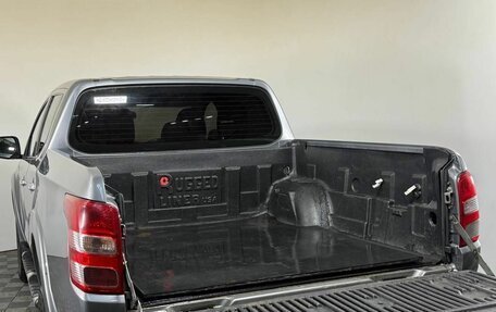 Mitsubishi L200 IV рестайлинг, 2015 год, 1 900 000 рублей, 17 фотография