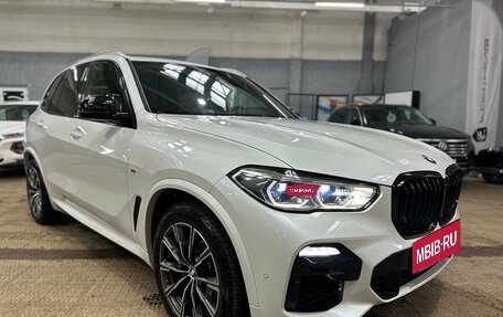 BMW X5, 2021 год, 9 500 000 рублей, 3 фотография