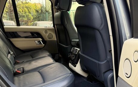 Land Rover Range Rover IV рестайлинг, 2018 год, 7 000 000 рублей, 4 фотография