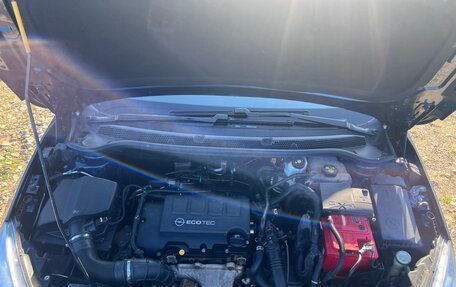 Opel Astra J, 2011 год, 560 000 рублей, 11 фотография