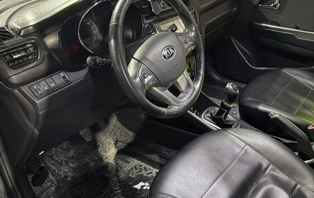 KIA Rio III рестайлинг, 2013 год, 950 000 рублей, 5 фотография