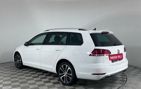 Volkswagen Golf VII, 2019 год, 1 447 000 рублей, 6 фотография